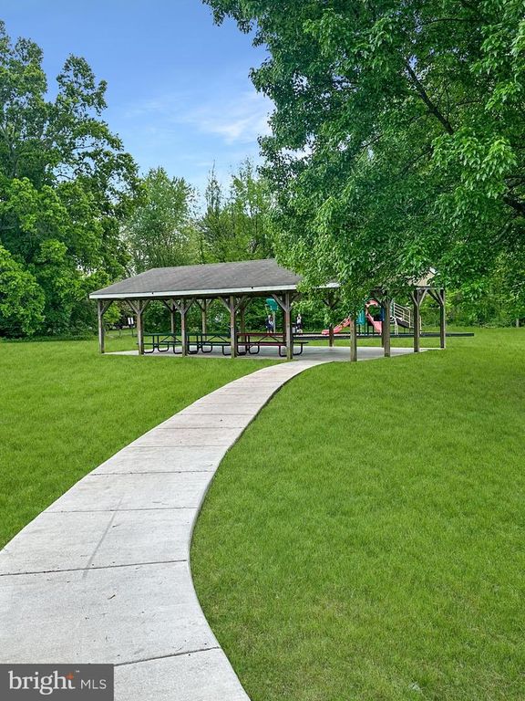 Image 48 of property listing at 1906 STEVENS DR, Chester, MD 21619