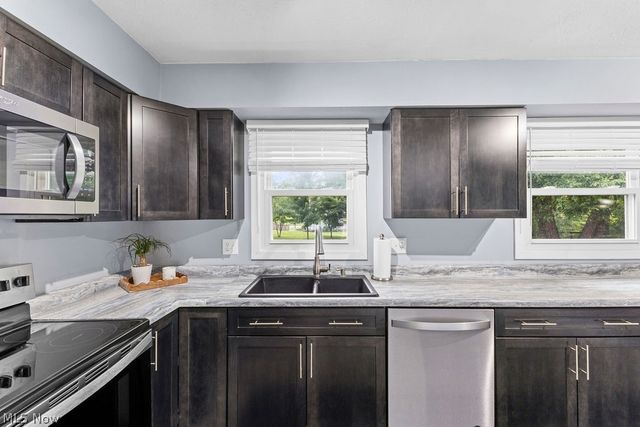 1330 Apache Pass, Streetsboro, OH 44241