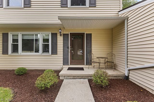 1330 Apache Pass, Streetsboro, OH 44241