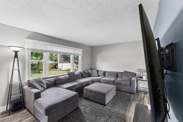 1330 Apache Pass, Streetsboro, OH 44241