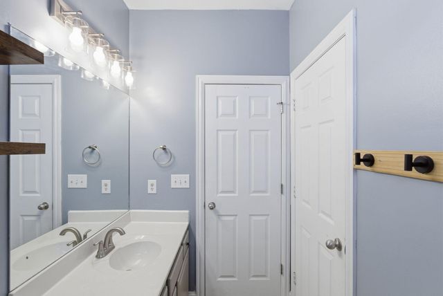 131 Serena Way, Georgetown, KY 40324