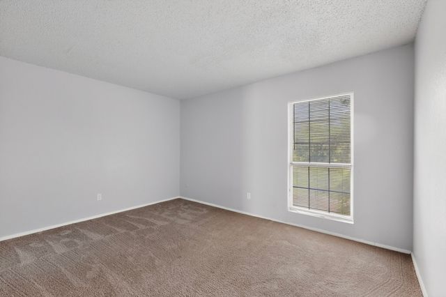 9467 Olde Towne Row, Dallas, TX 75227