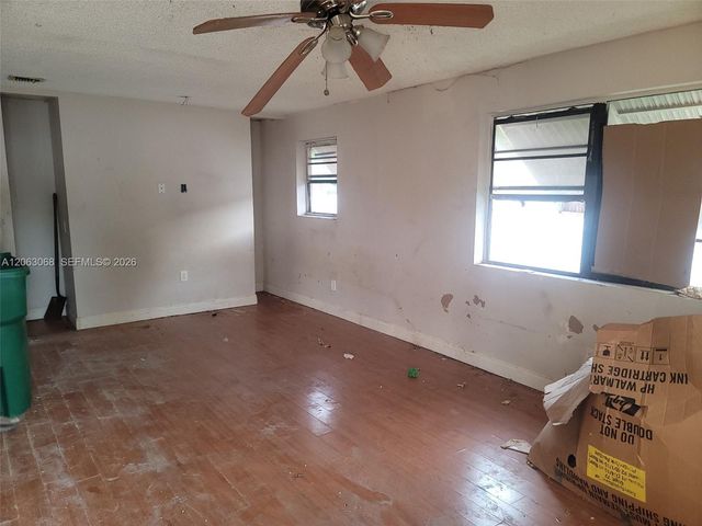 10210 SW 173rd St, Miami, FL 33157