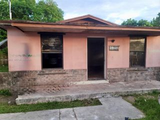 10210 SW 173rd St, Miami, FL 33157