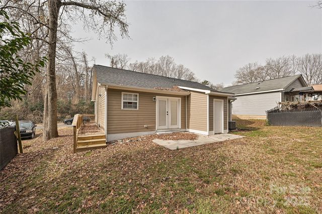 3133 Amay James Avenue, Charlotte, NC 28208