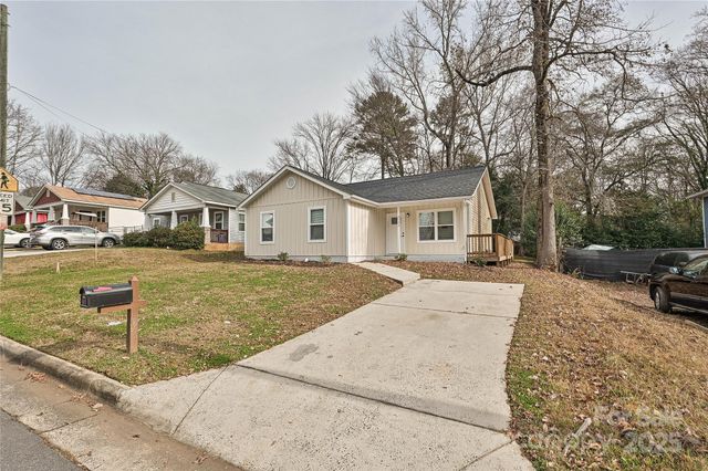 3133 Amay James Avenue, Charlotte, NC 28208