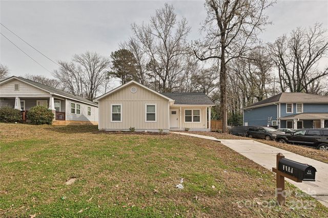 3133 Amay James Avenue, Charlotte, NC 28208