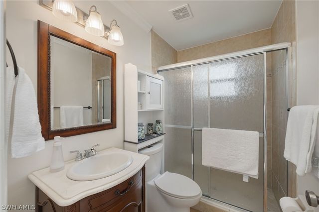 5179 Sycamore DR, Naples, FL 34119