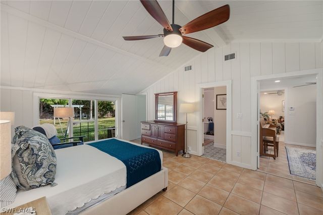 5179 Sycamore DR, Naples, FL 34119