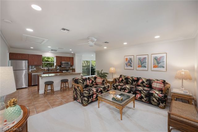 5179 Sycamore DR, Naples, FL 34119