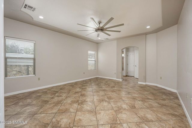 7324 Vista De Sobre Drive, Las Cruces, NM 88012