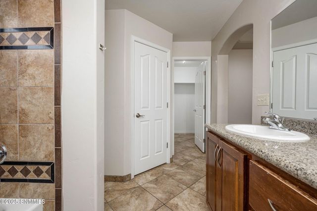 7324 Vista De Sobre Drive, Las Cruces, NM 88012