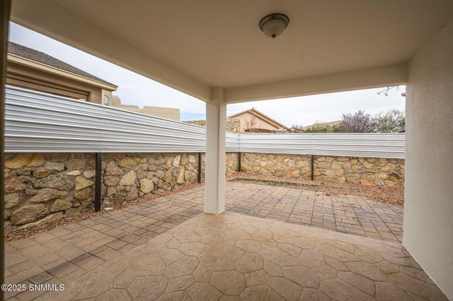 7324 Vista De Sobre Drive, Las Cruces, NM 88012