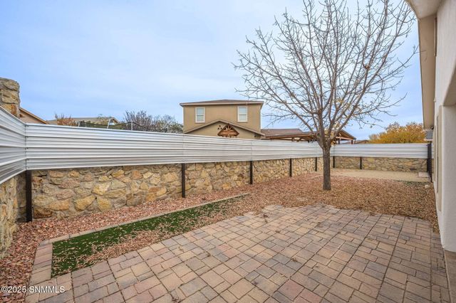 7324 Vista De Sobre Drive, Las Cruces, NM 88012