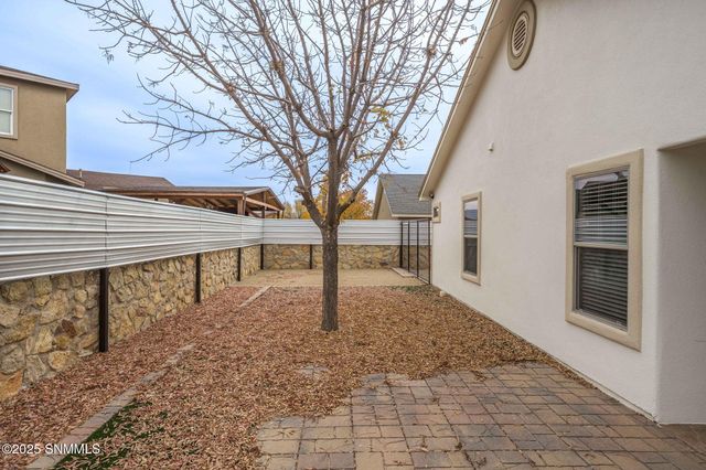 7324 Vista De Sobre Drive, Las Cruces, NM 88012