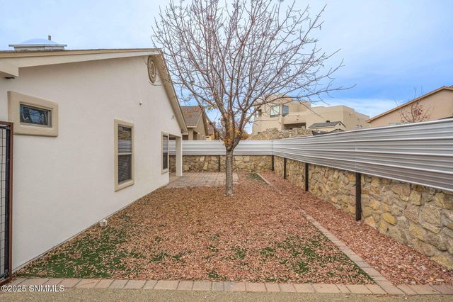 7324 Vista De Sobre Drive, Las Cruces, NM 88012