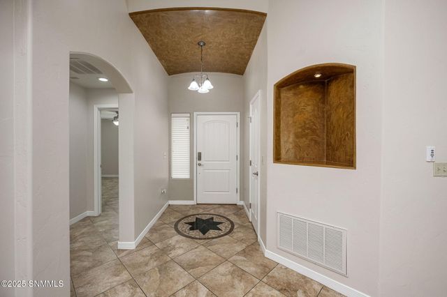 7324 Vista De Sobre Drive, Las Cruces, NM 88012