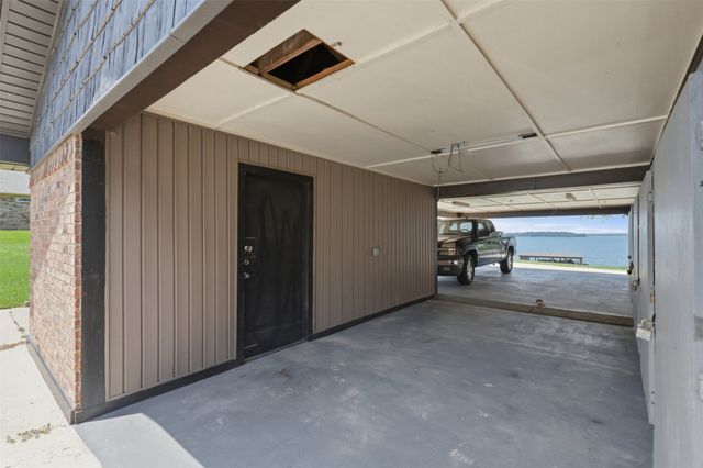 1994 CR 2320, Pittsburg, TX 75686