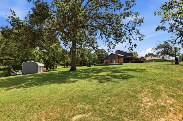1994 CR 2320, Pittsburg, TX 75686