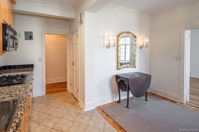 3 Tanglewylde Avenue 5C, Bronxville, NY 10708