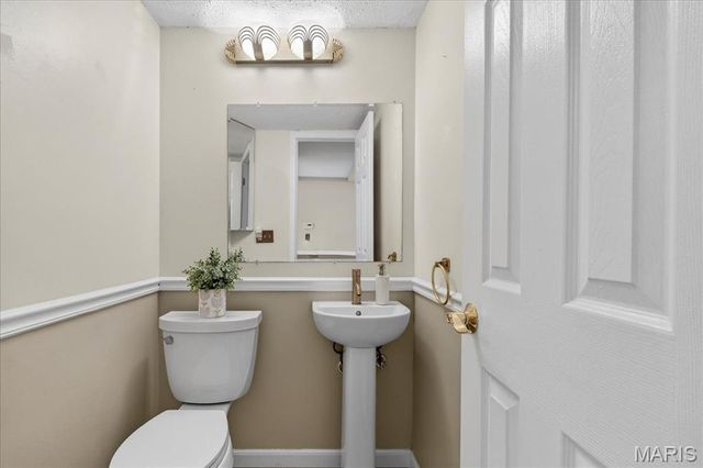 11846 Sologne Court, Maryland Heights, MO 63043