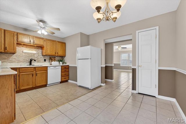 11846 Sologne Court, Maryland Heights, MO 63043