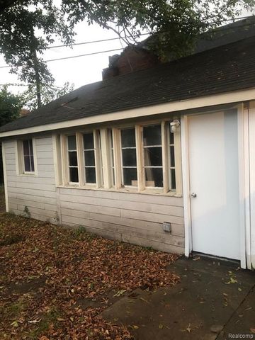 5027 Woodward Street, Wayne, MI 48184