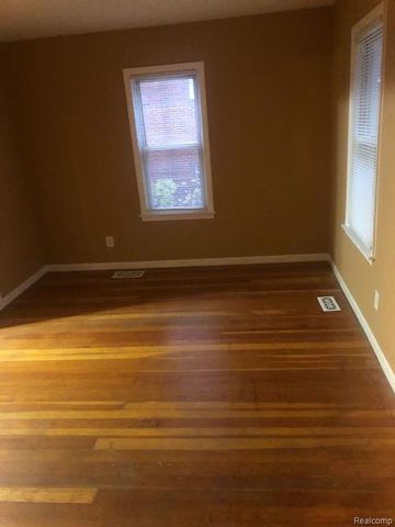 5027 Woodward Street, Wayne, MI 48184