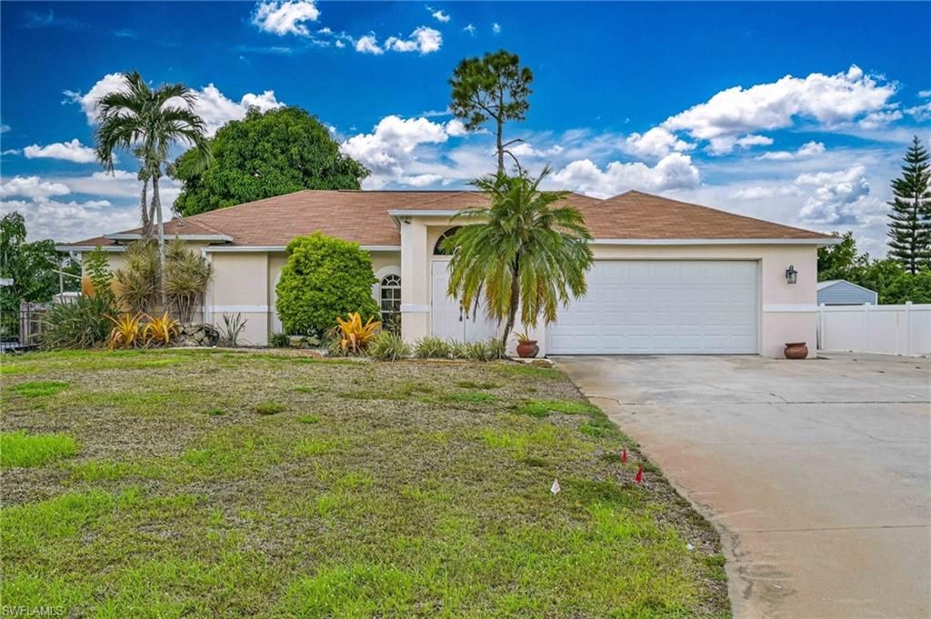 18222 Camellia RD, Fort Myers, FL 33967