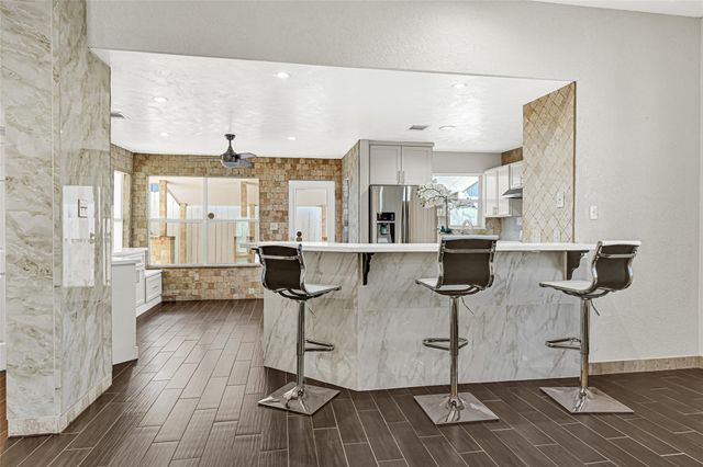 8715 Bauman Road 6, Houston, TX 77022