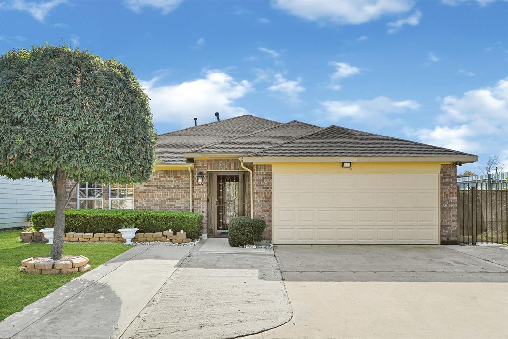 8715 Bauman Road 6, Houston, TX 77022