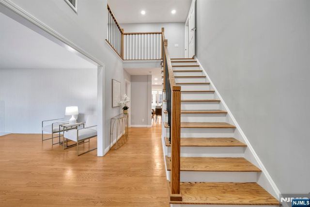 648 Wishing Well Road, Wyckoff, NJ 07481