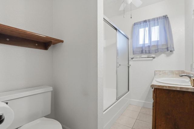 1042 Jay St, Olivehurst, CA 95961