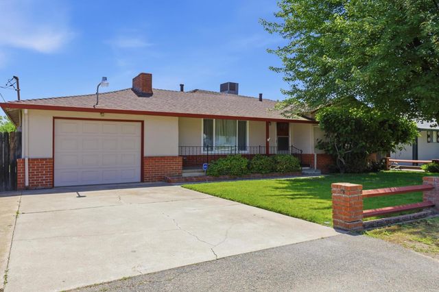 1042 Jay St, Olivehurst, CA 95961