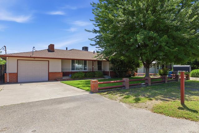1042 Jay St, Olivehurst, CA 95961
