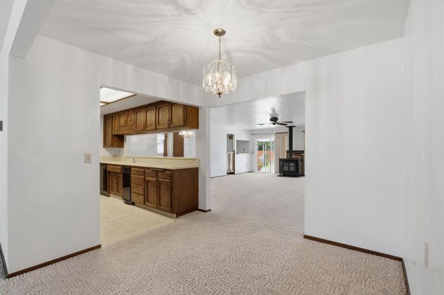 1042 Jay St, Olivehurst, CA 95961