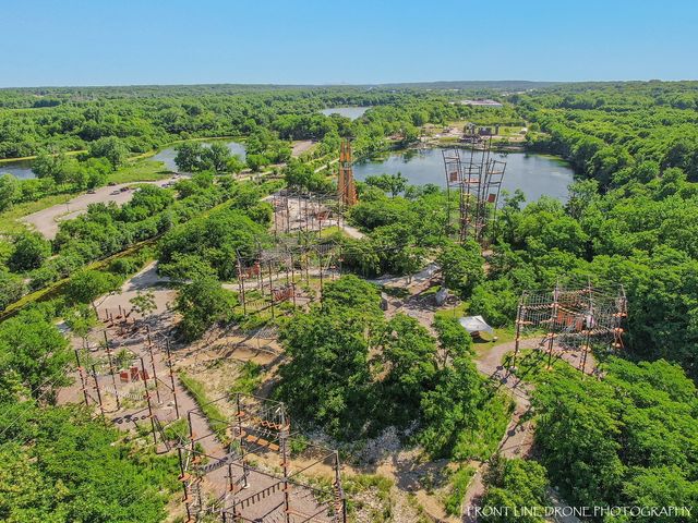 44 Grace Court, Lemont, IL 60439