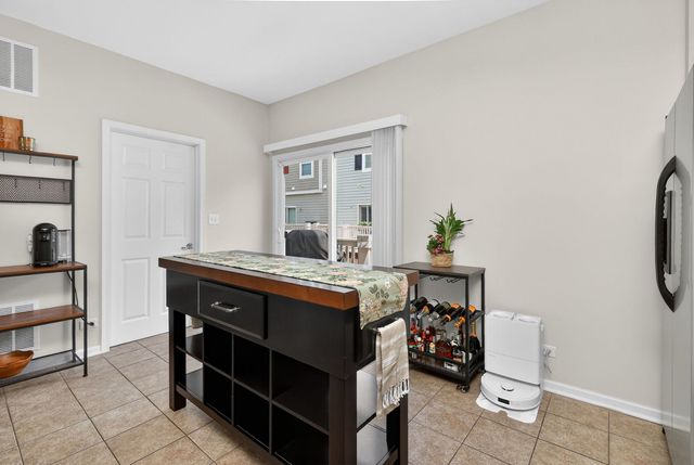 44 Grace Court, Lemont, IL 60439