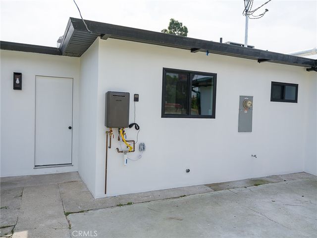 3619 W 144th Street, Hawthorne, CA 90250