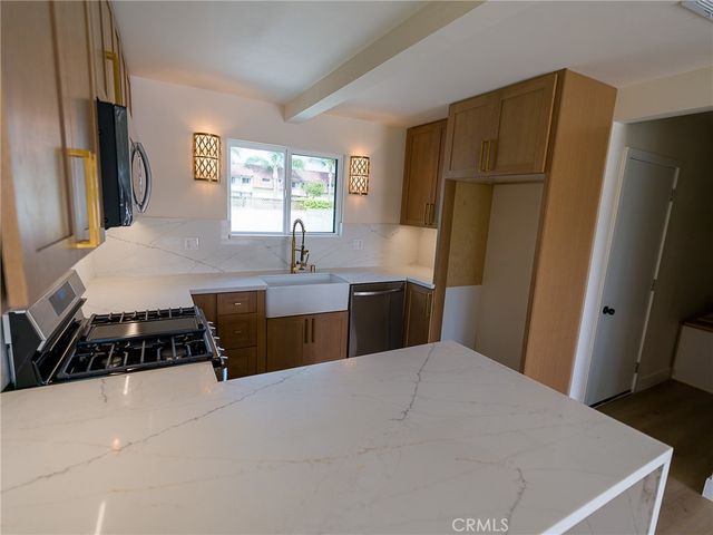 3619 W 144th Street, Hawthorne, CA 90250