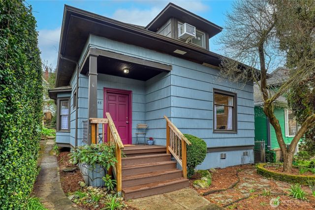 5248 11th Avenue NE, Seattle, WA 98105