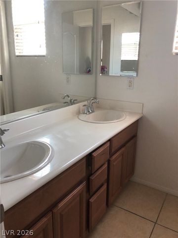 7273 Summer Grove Avenue, Las Vegas, NV 89117