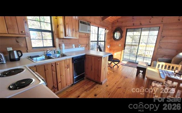 000 Wayah Zooshuga Road, Maggie Valley, NC 28751