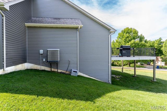 201 Auburn Ridge Drive, Troy, MO 63379