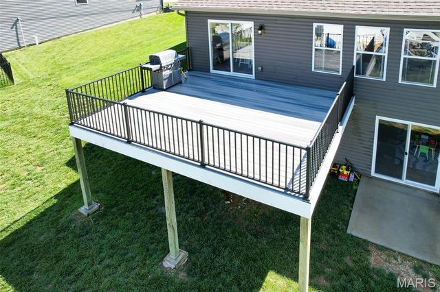 201 Auburn Ridge Drive, Troy, MO 63379