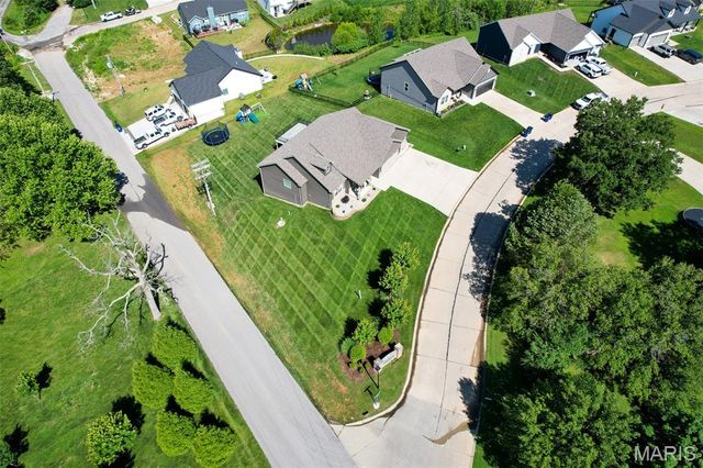 201 Auburn Ridge Drive, Troy, MO 63379