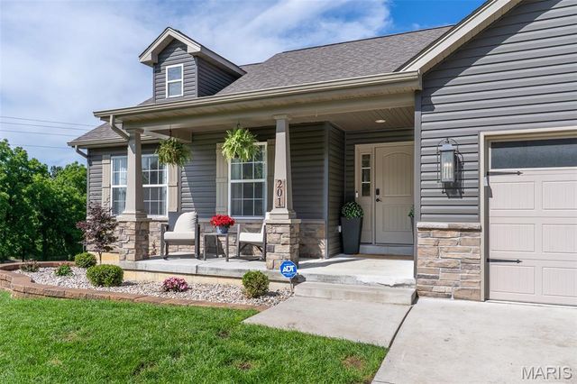 201 Auburn Ridge Drive, Troy, MO 63379
