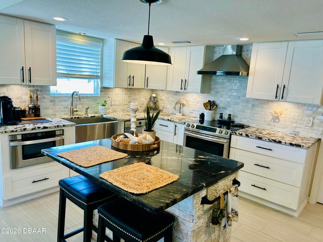 4623 S Atlantic Avenue, New Smyrna Beach, FL 32169