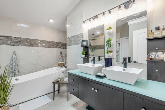 4623 S Atlantic Avenue, New Smyrna Beach, FL 32169