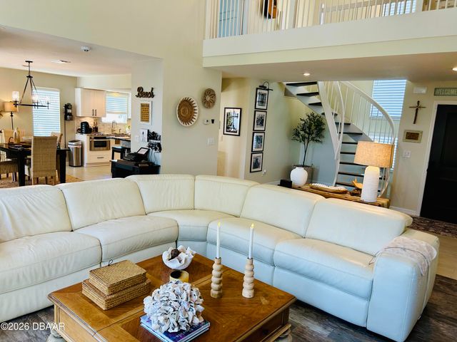 4623 S Atlantic Avenue, New Smyrna Beach, FL 32169